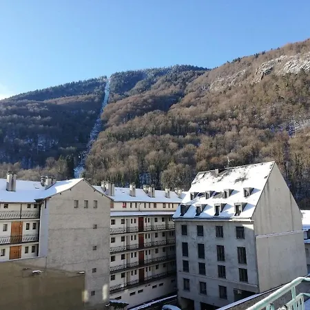 2 Pieces Avec Balcon, Parking, Animaux Admis, Wi-fi - Fr-1-313-195 * Bagneres-de-Luchon